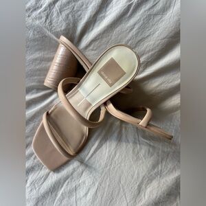 Dolce Vita Block Heel Sandals in Pale Pink, Size 8